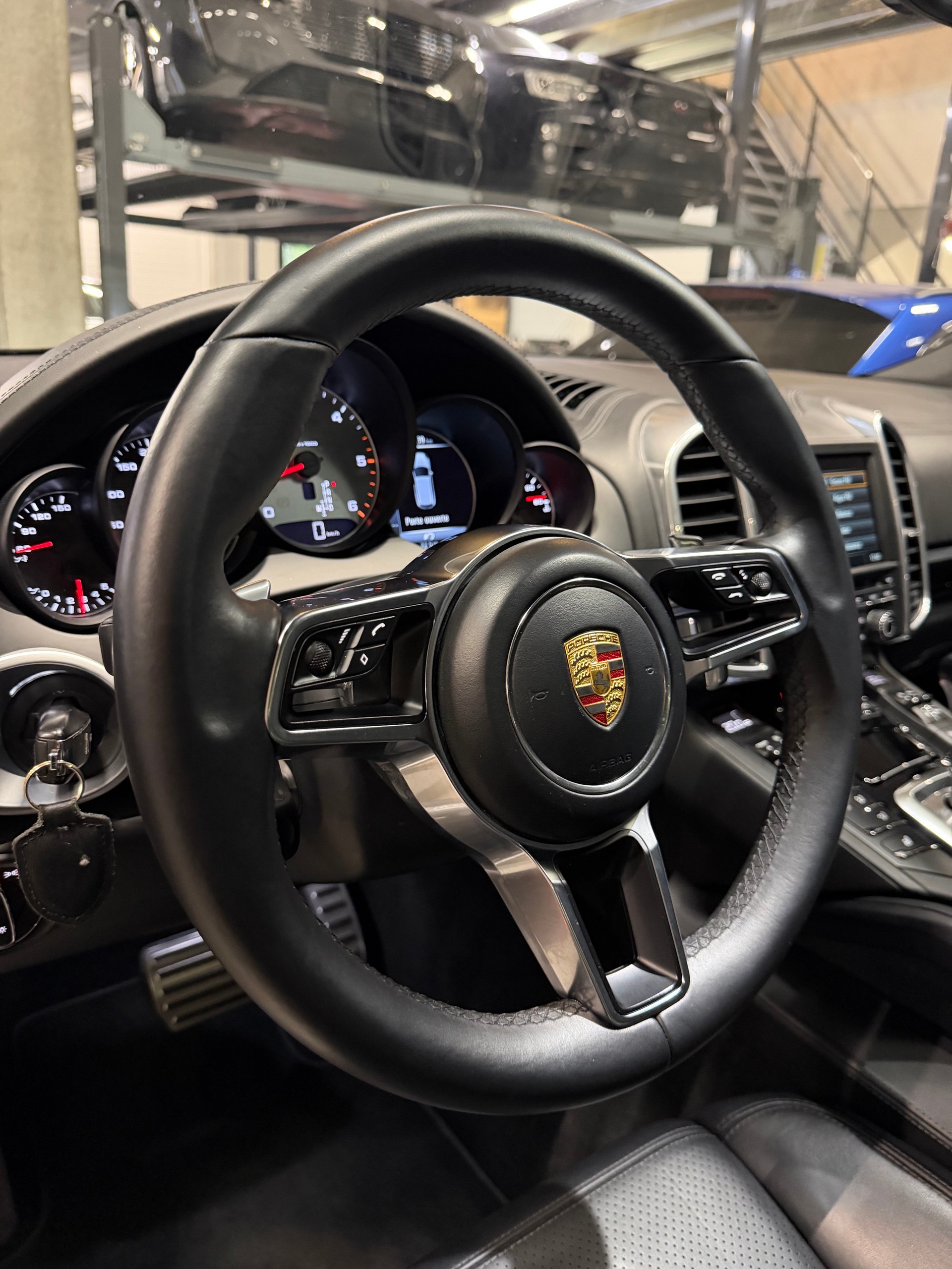 PORSCHE Cayenne S Diesel-image-6