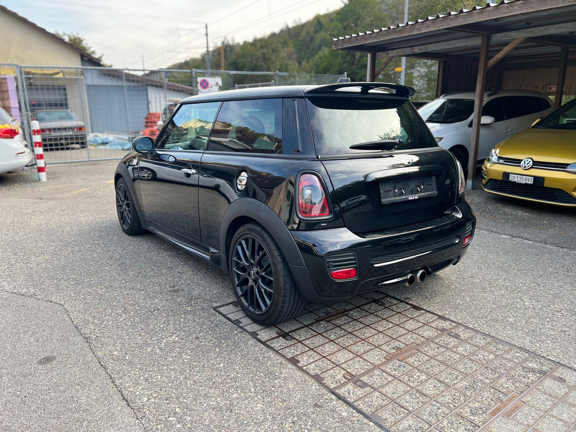 MINI Cooper S-image-3