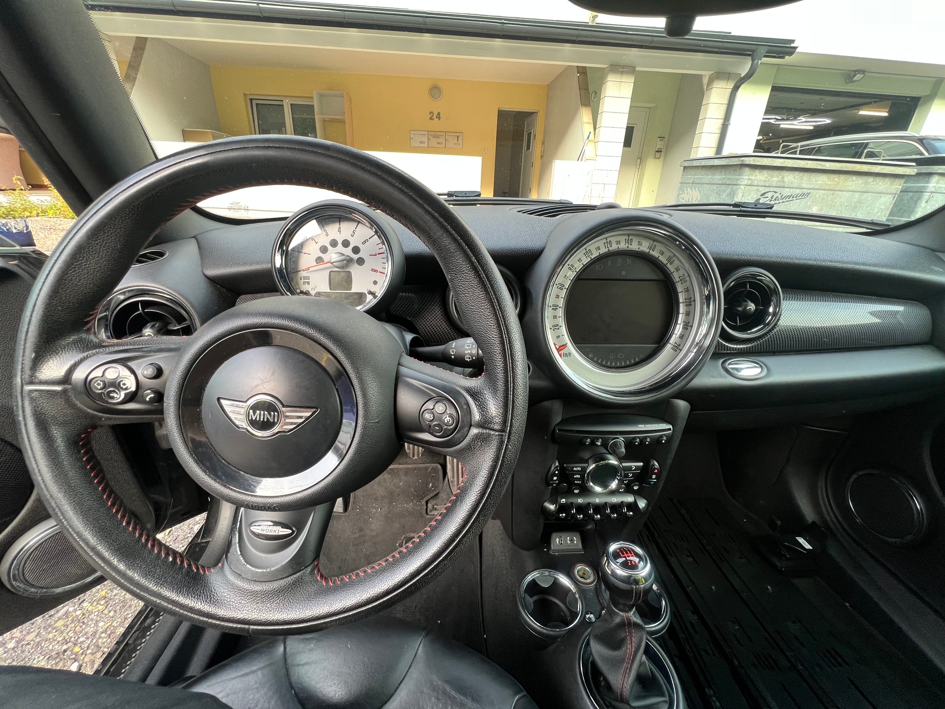 MINI Cooper S-image-6