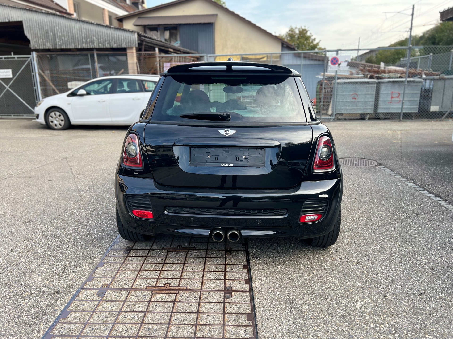 MINI Cooper S-image-5