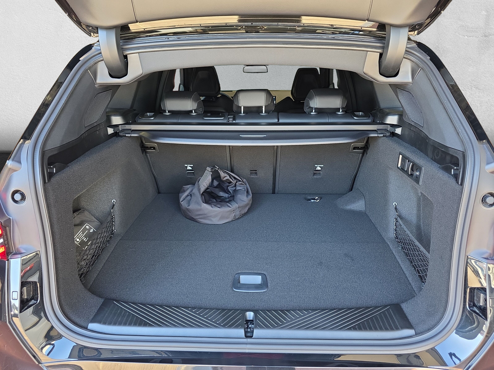 BMW X3 xDrive 30e M Sport-image-10