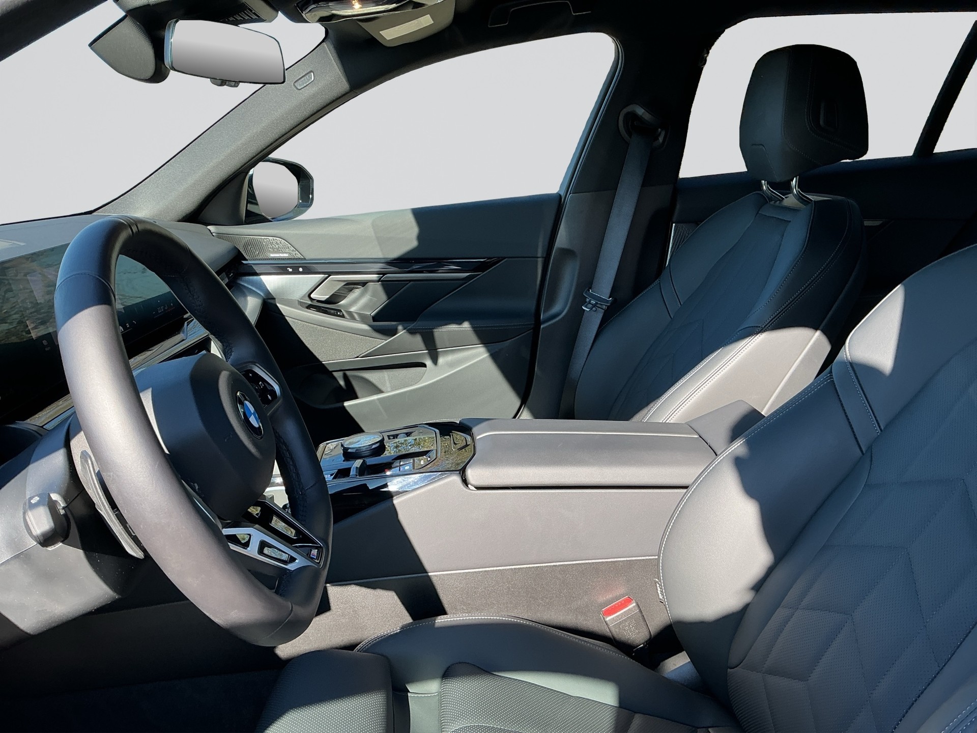 BMW 520i sDrive 48V Touring M Sport Steptronic-image-5