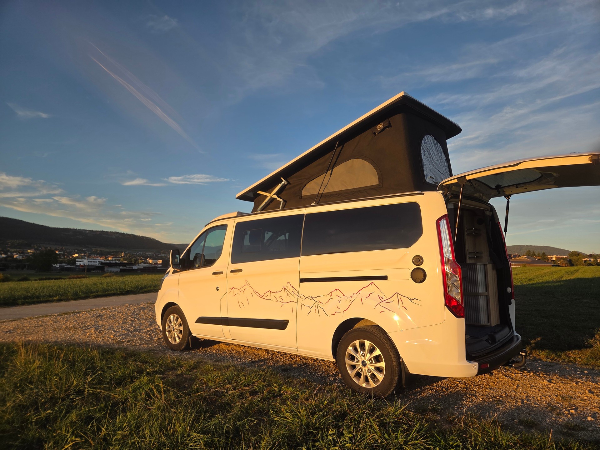 FORD Transit Custom Van 300 L2H1 Trend A-image-9