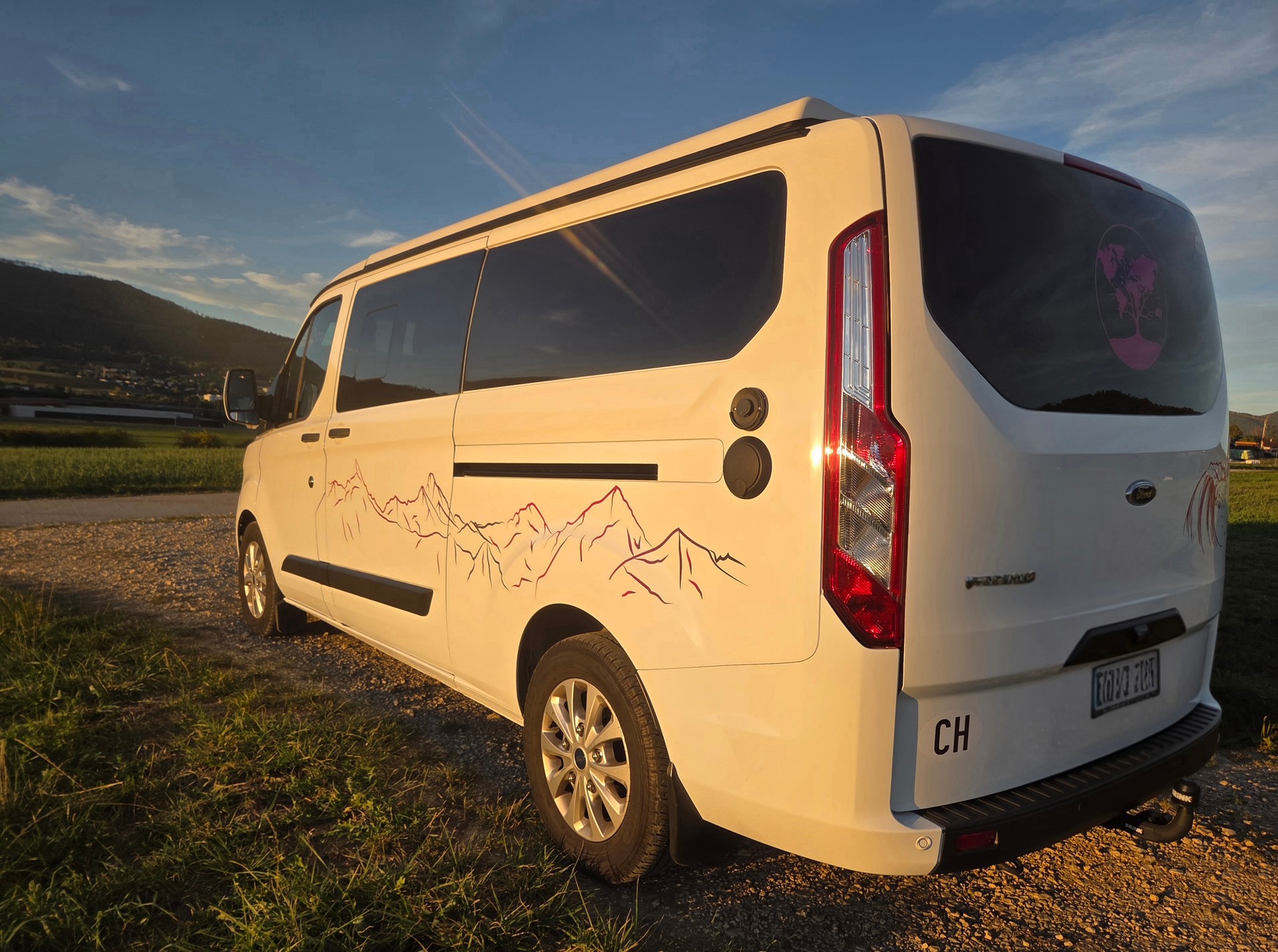 FORD Transit Custom Van 300 L2H1 Trend A-image-1