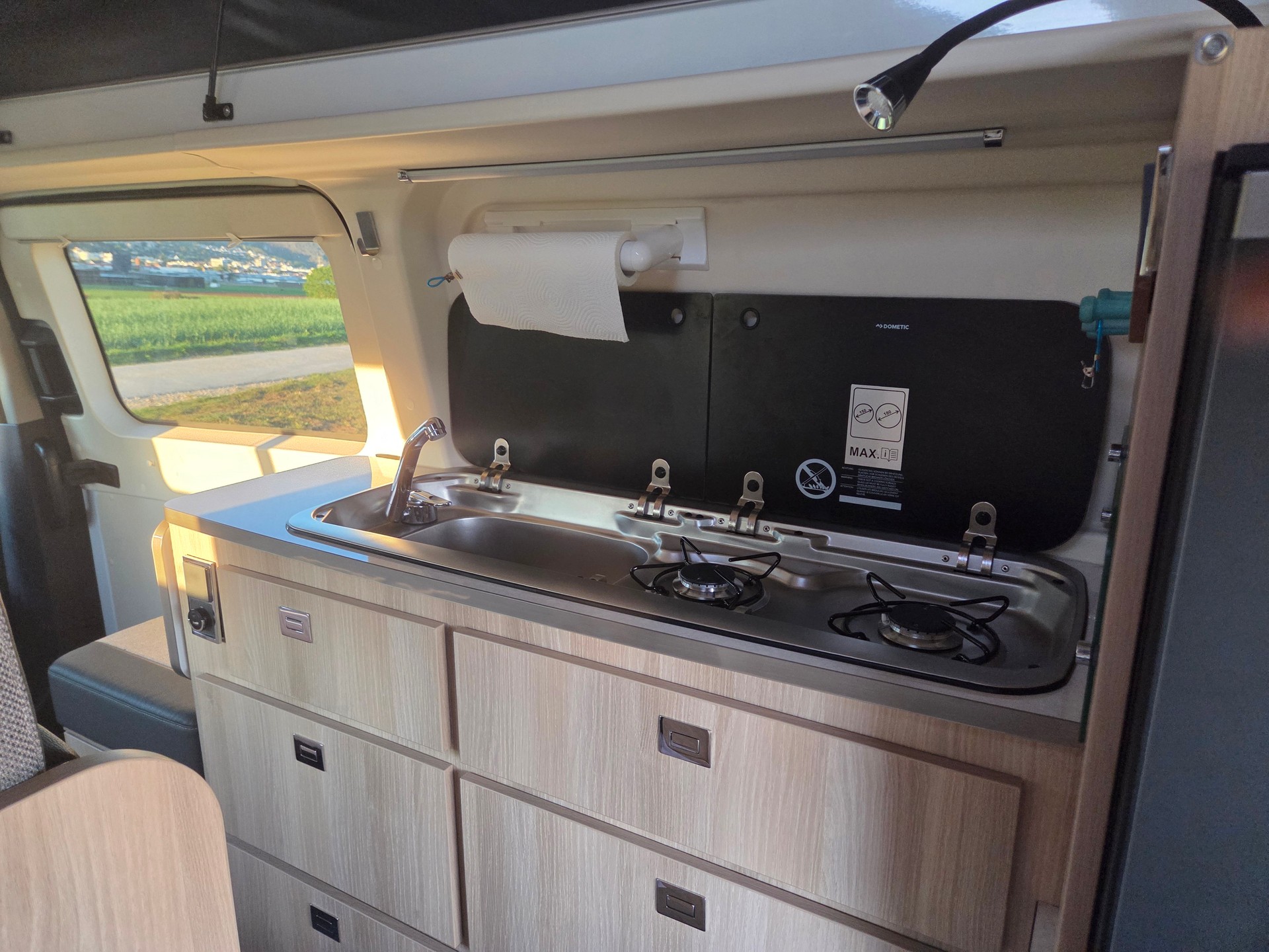 FORD Transit Custom Van 300 L2H1 Trend A-image-8