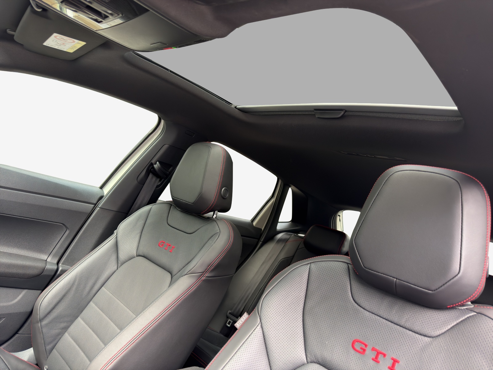 VW Polo 2.0 TSI GTI United DSG-image-15