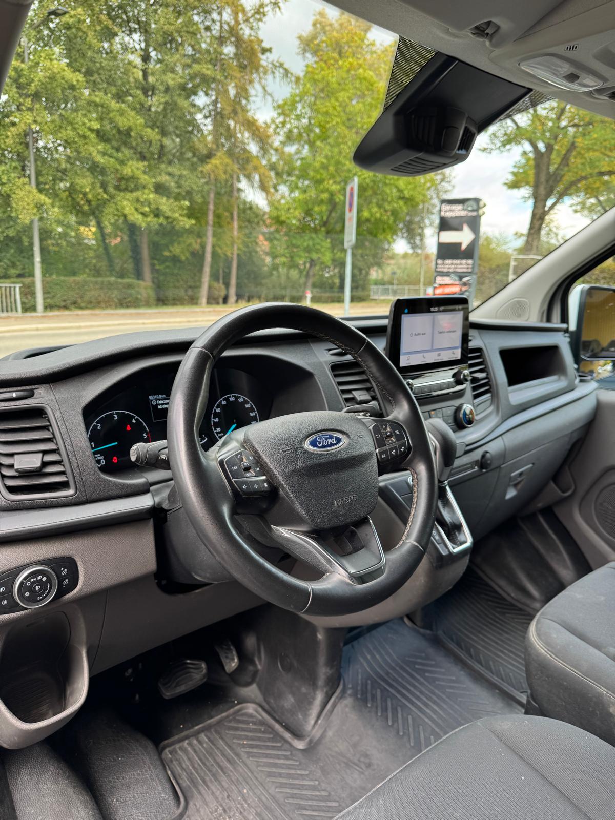 FORD Transit Custom Van 300 L2H1 Trend A-image-7