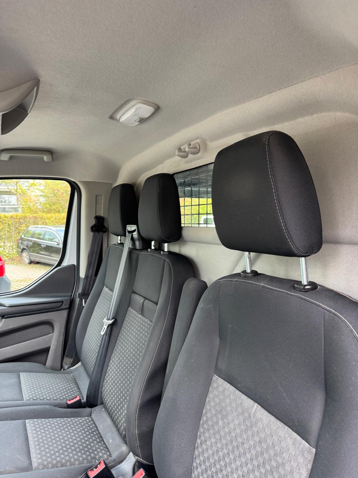 FORD Transit Custom Van 300 L2H1 Trend A-image-8