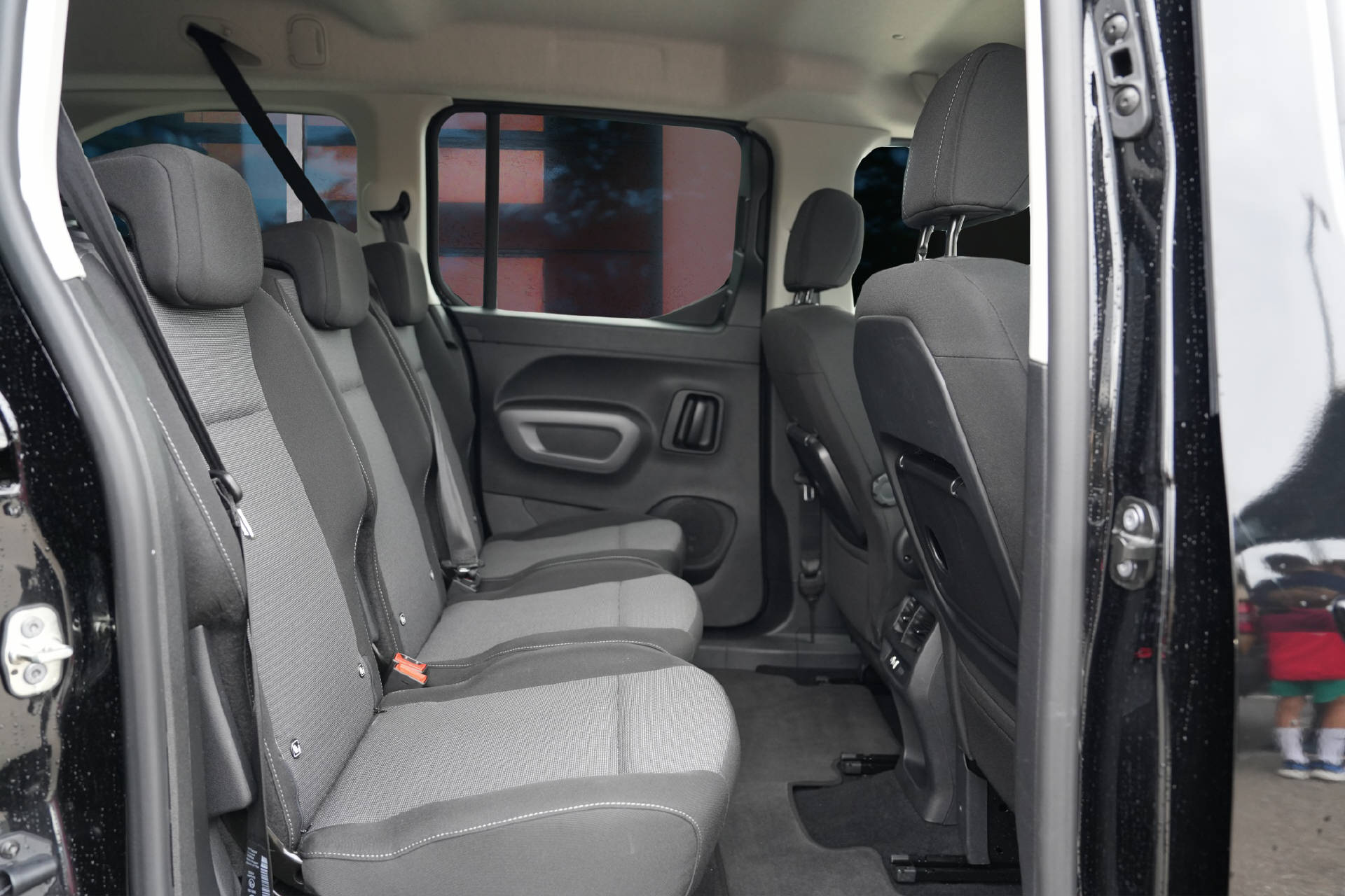 TOYOTA Proace City Verso L2 1.5 HDi 130 Trend-image-9