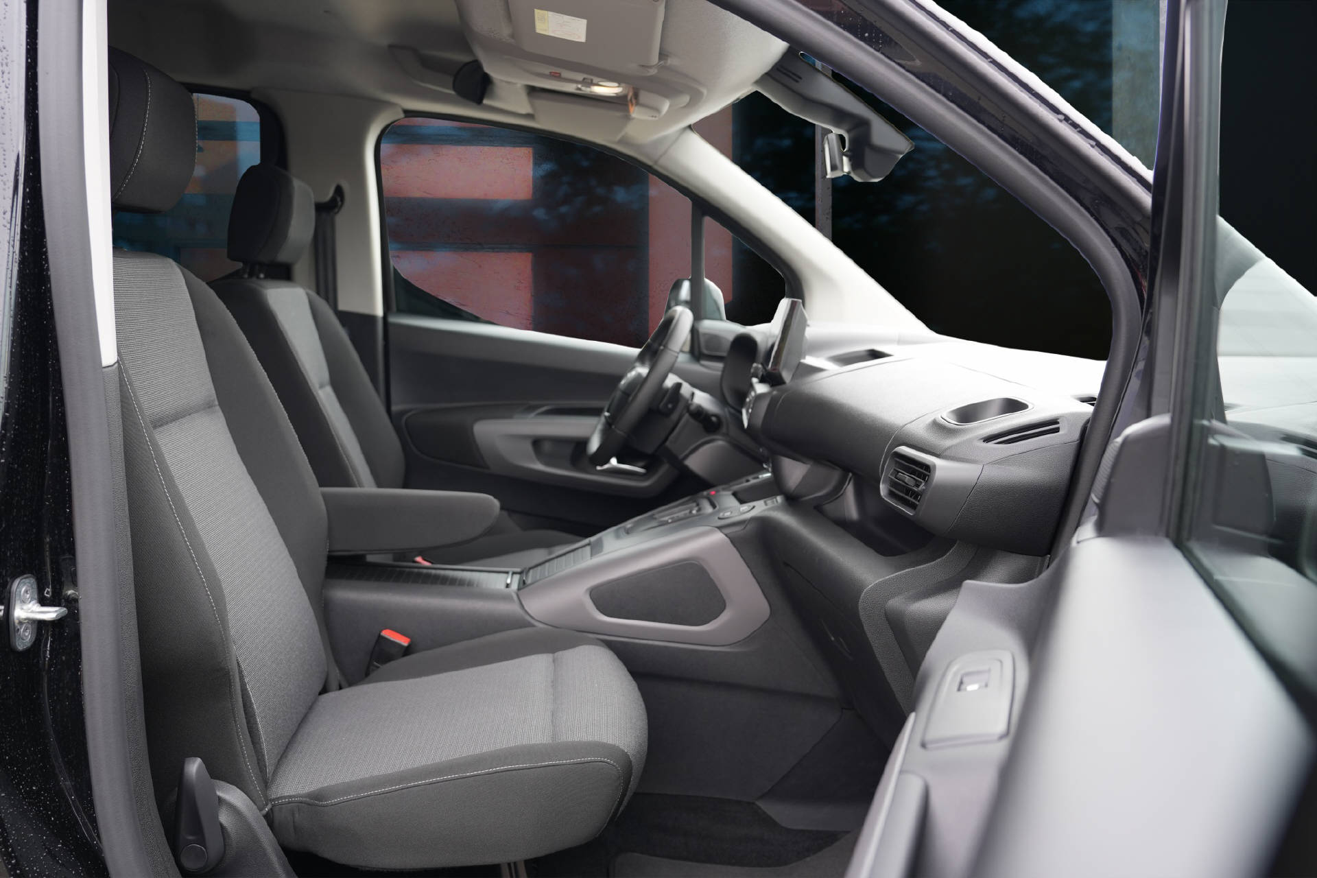 TOYOTA Proace City Verso L2 1.5 HDi 130 Trend-image-8