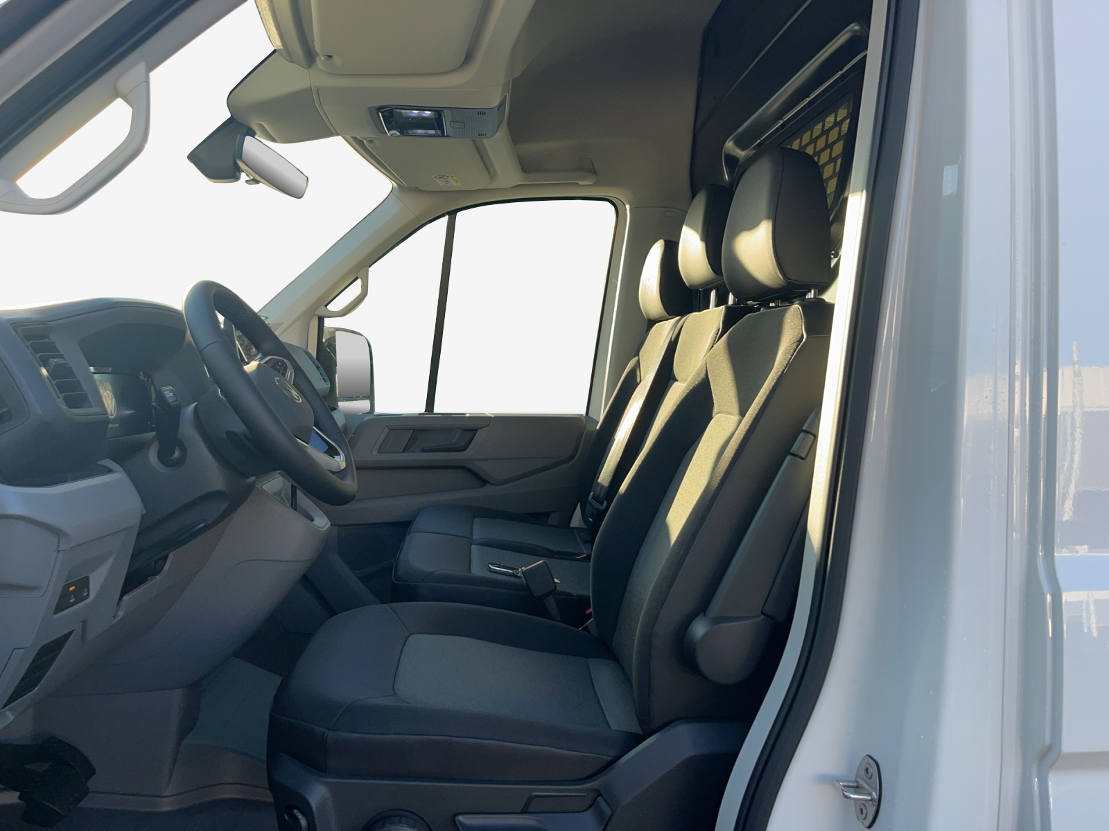 VW Crafter 35 2.0 TDI Entry L3 A-image-6