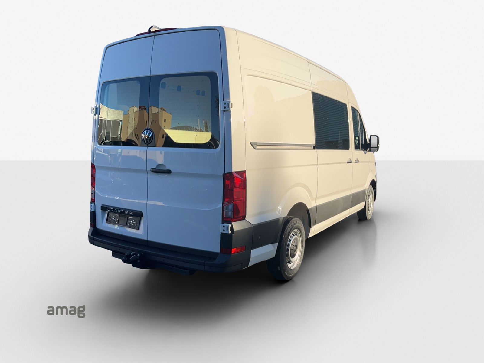 VW Crafter 35 2.0 TDI Entry L3 A-image-3