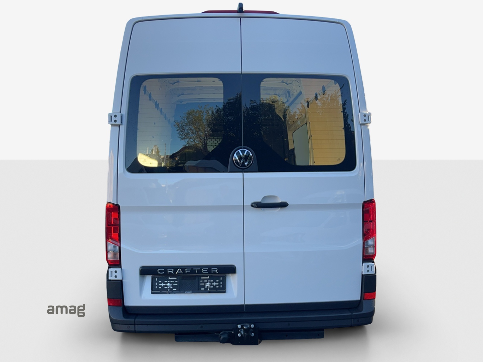 VW Crafter 35 2.0 TDI Entry L3 A-image-2