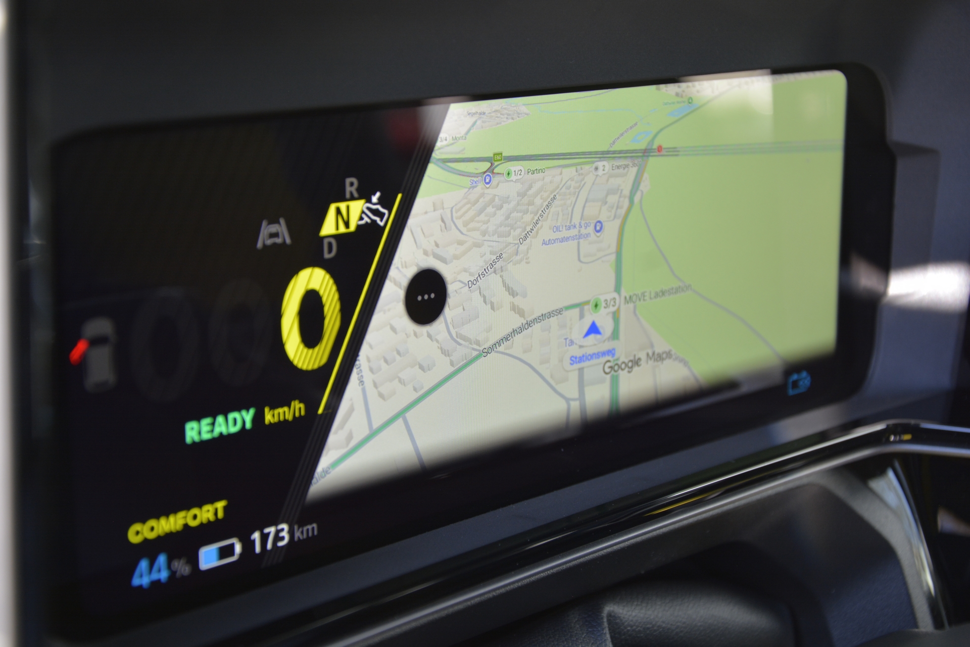RENAULT R5 E-TECH ELECTRIC iconic five 150PS Comfort Range-image-9