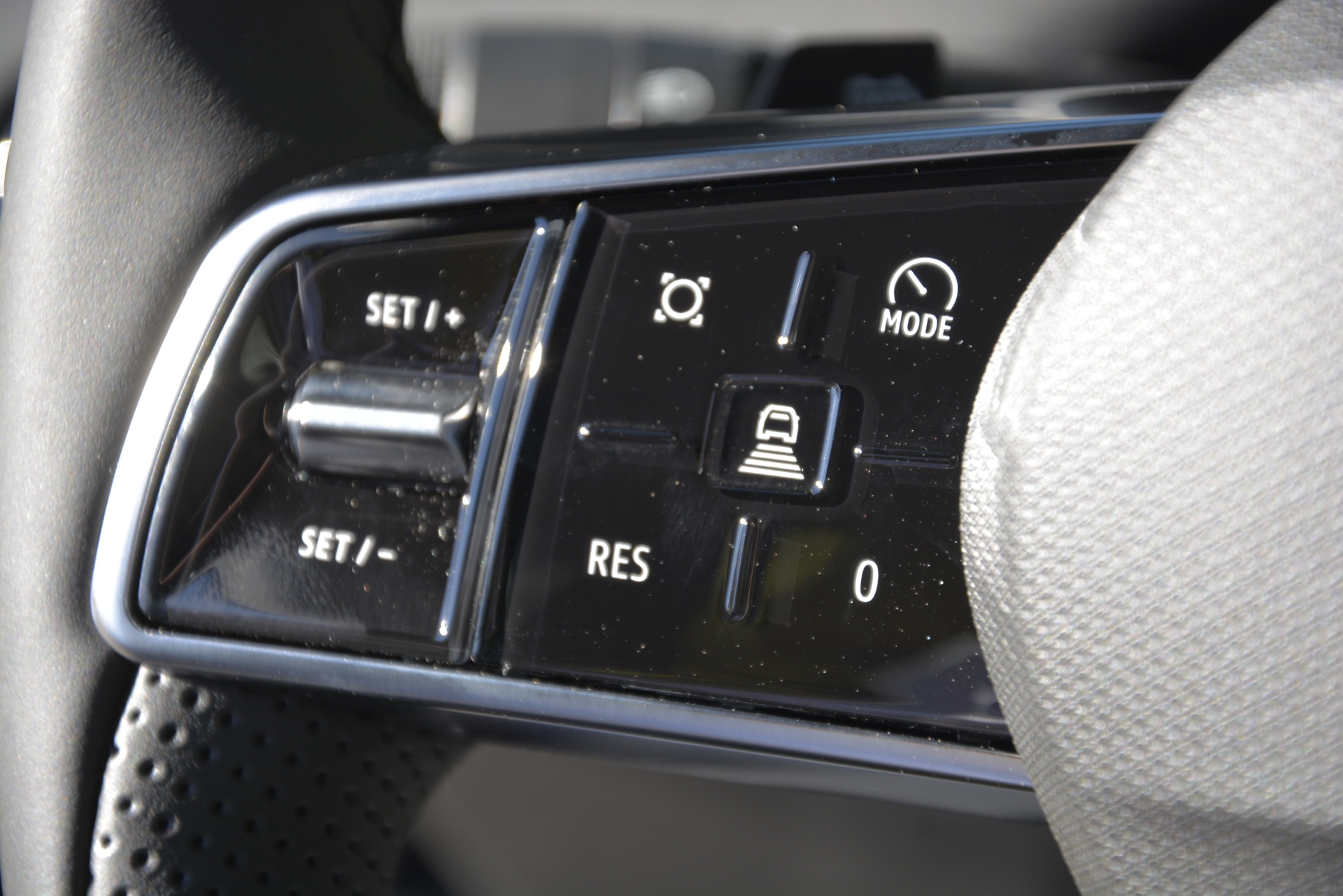 RENAULT R5 E-TECH ELECTRIC iconic five 150PS Comfort Range-image-10