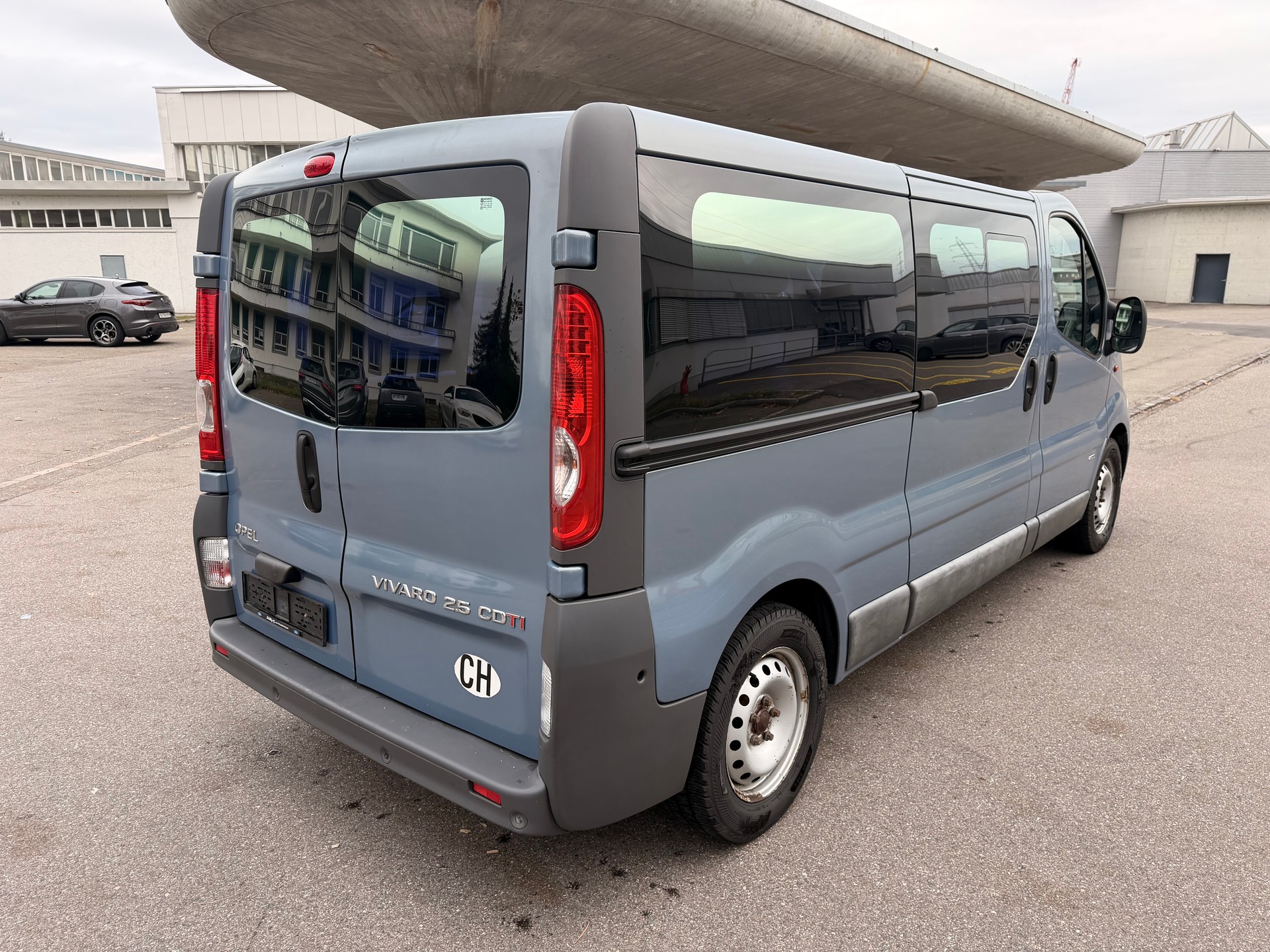 OPEL Vivaro Life 2.5CDTI 2.9t L2H1-image-5