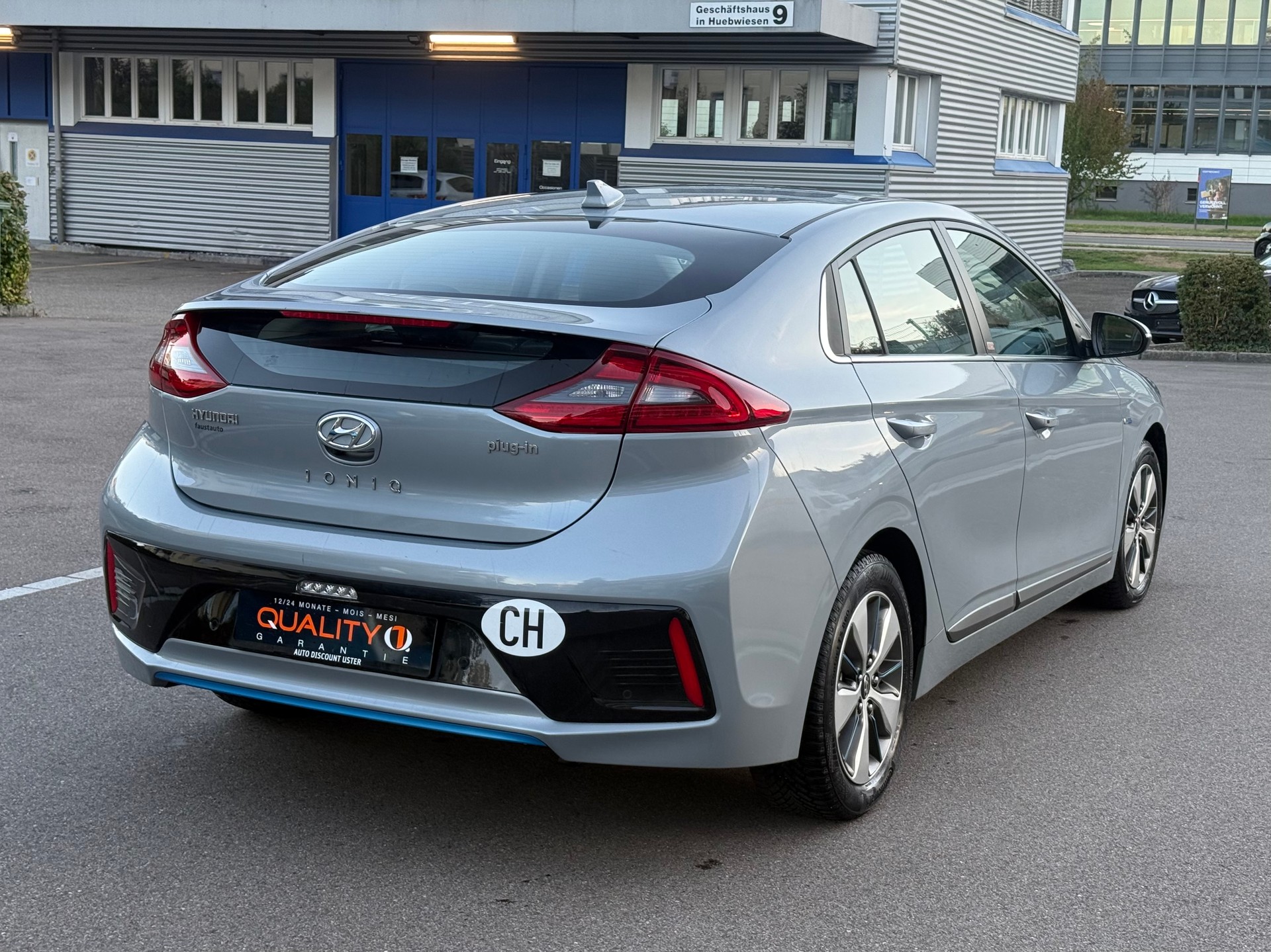 HYUNDAI Ioniq 1.6 GDi Plug in Hybrid Launch DCT-image-3