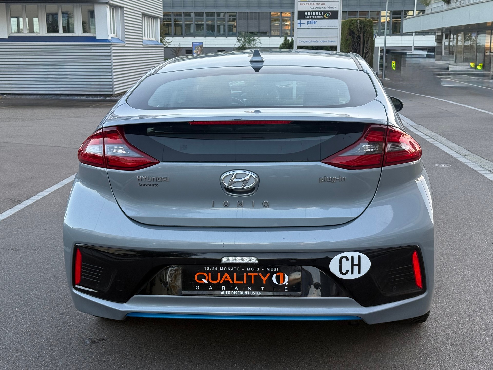 HYUNDAI Ioniq 1.6 GDi Plug in Hybrid Launch DCT-image-4
