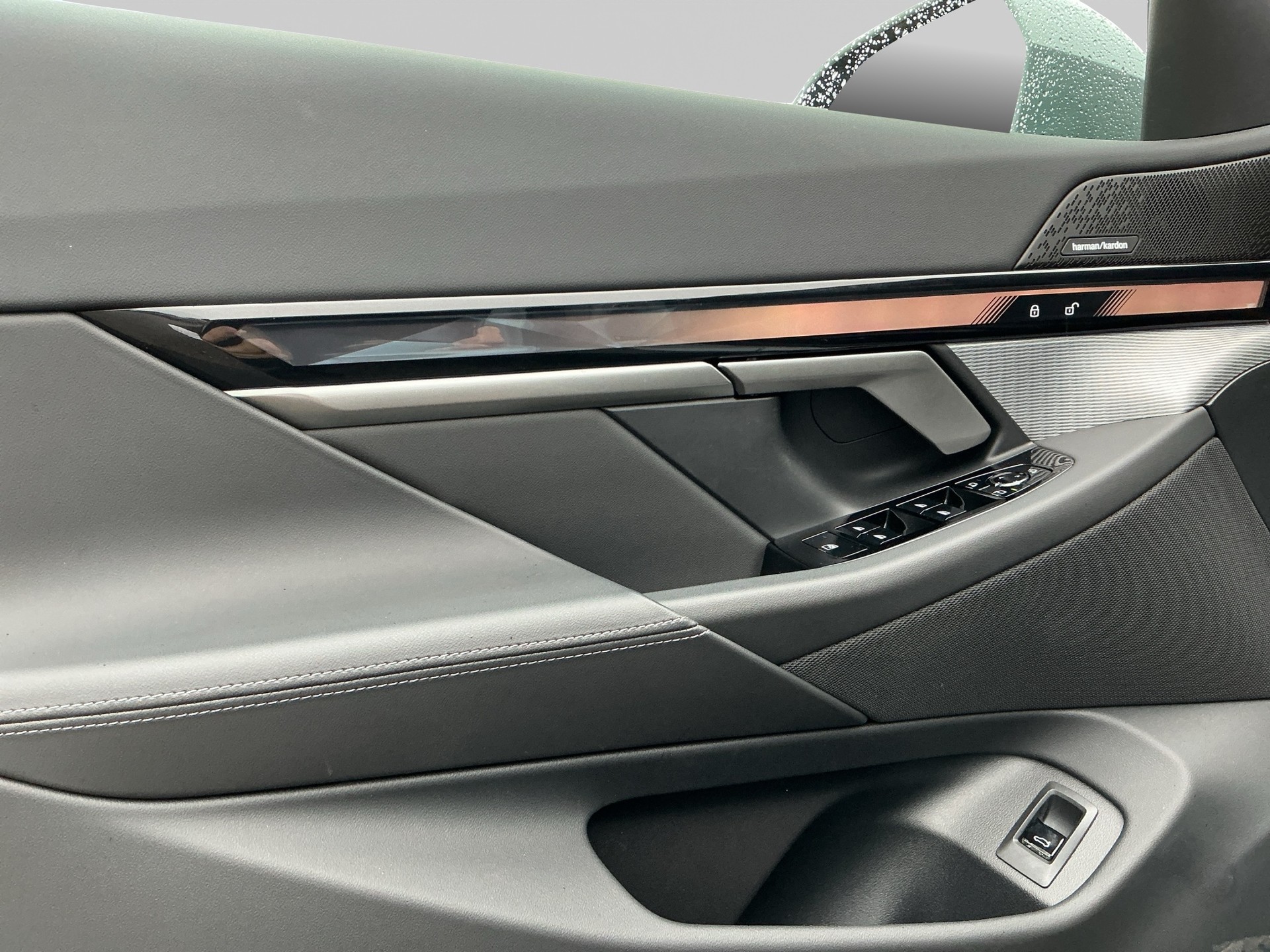 BMW 520i 48V M Sport Pro Shadow Line Steptronic-image-8