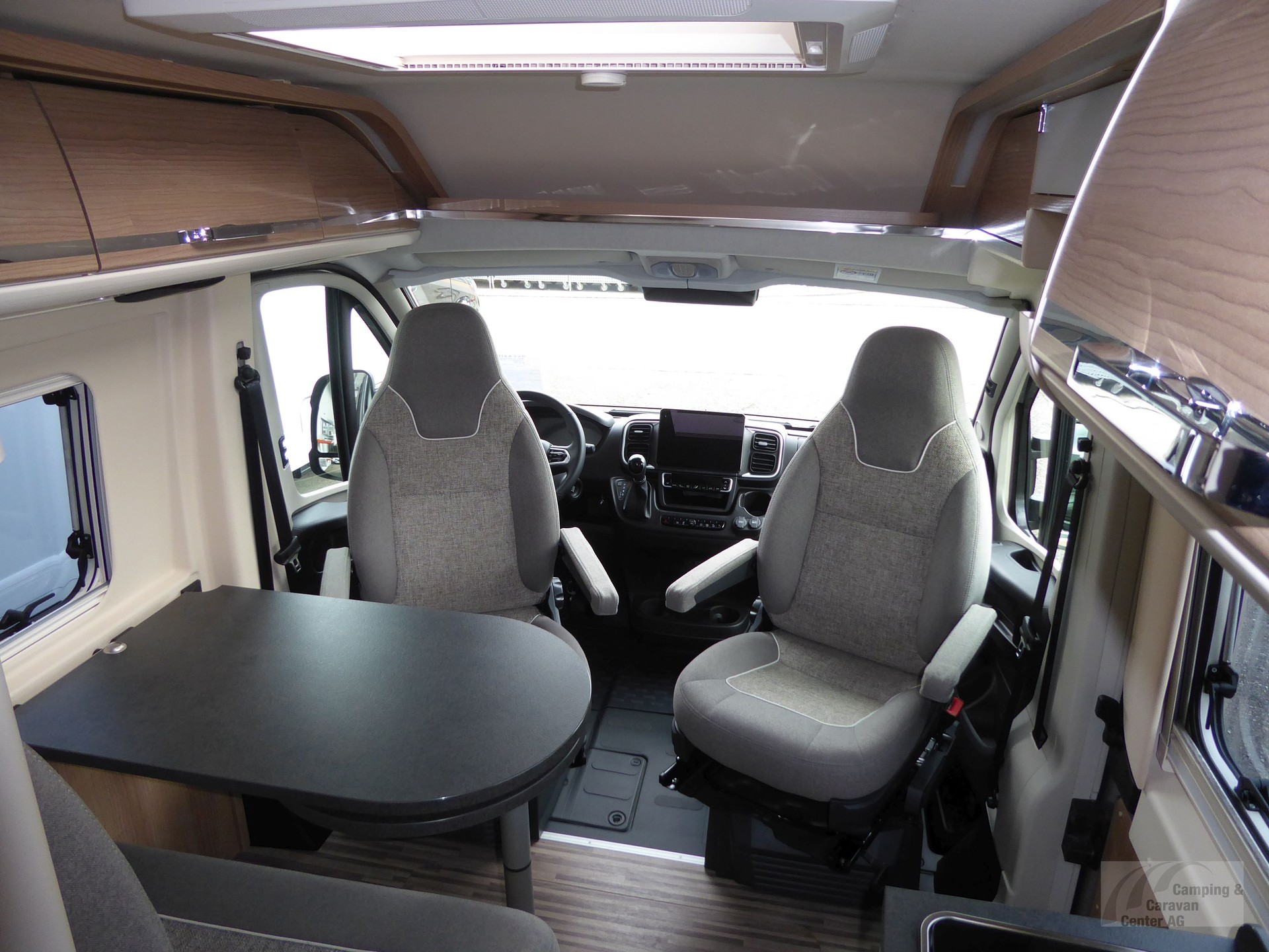 MALIBU Van diversity 640 LE K Coupé-image-5