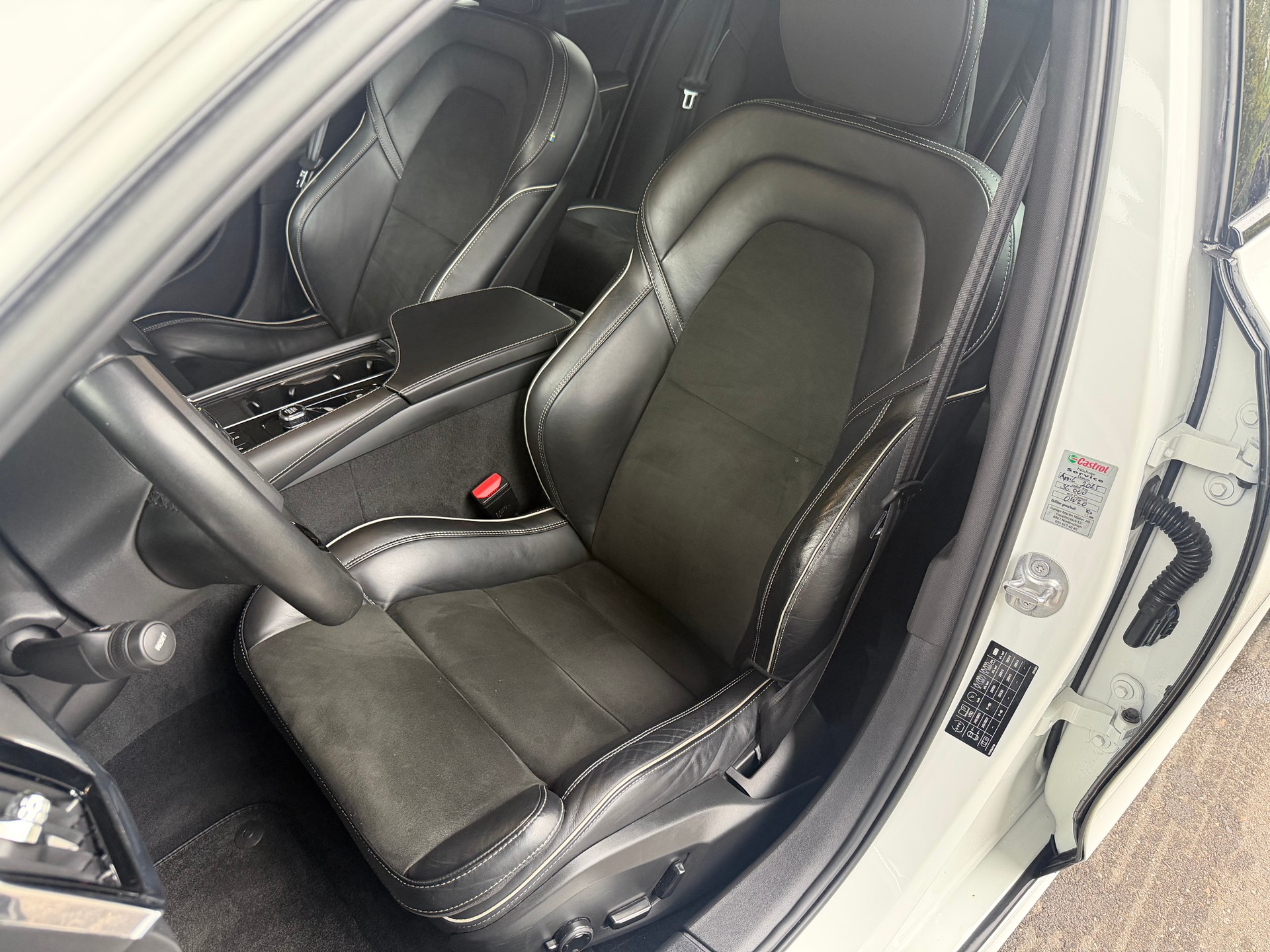 VOLVO V90 B5 Benzin Mild Hybrid R-Design Geartronic-image-7