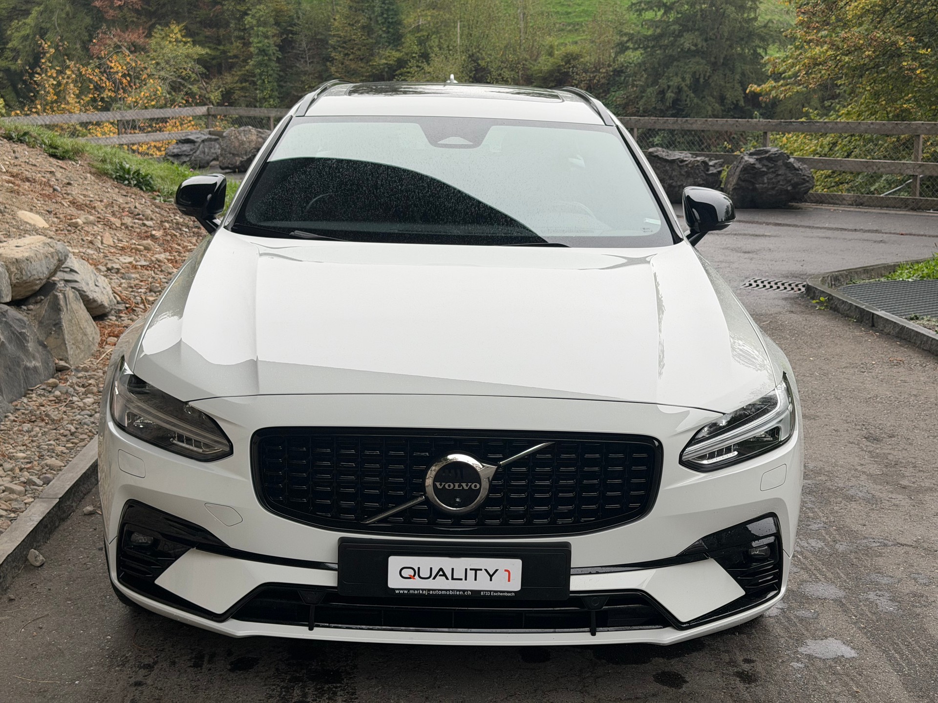 VOLVO V90 B5 Benzin Mild Hybrid R-Design Geartronic-image-1
