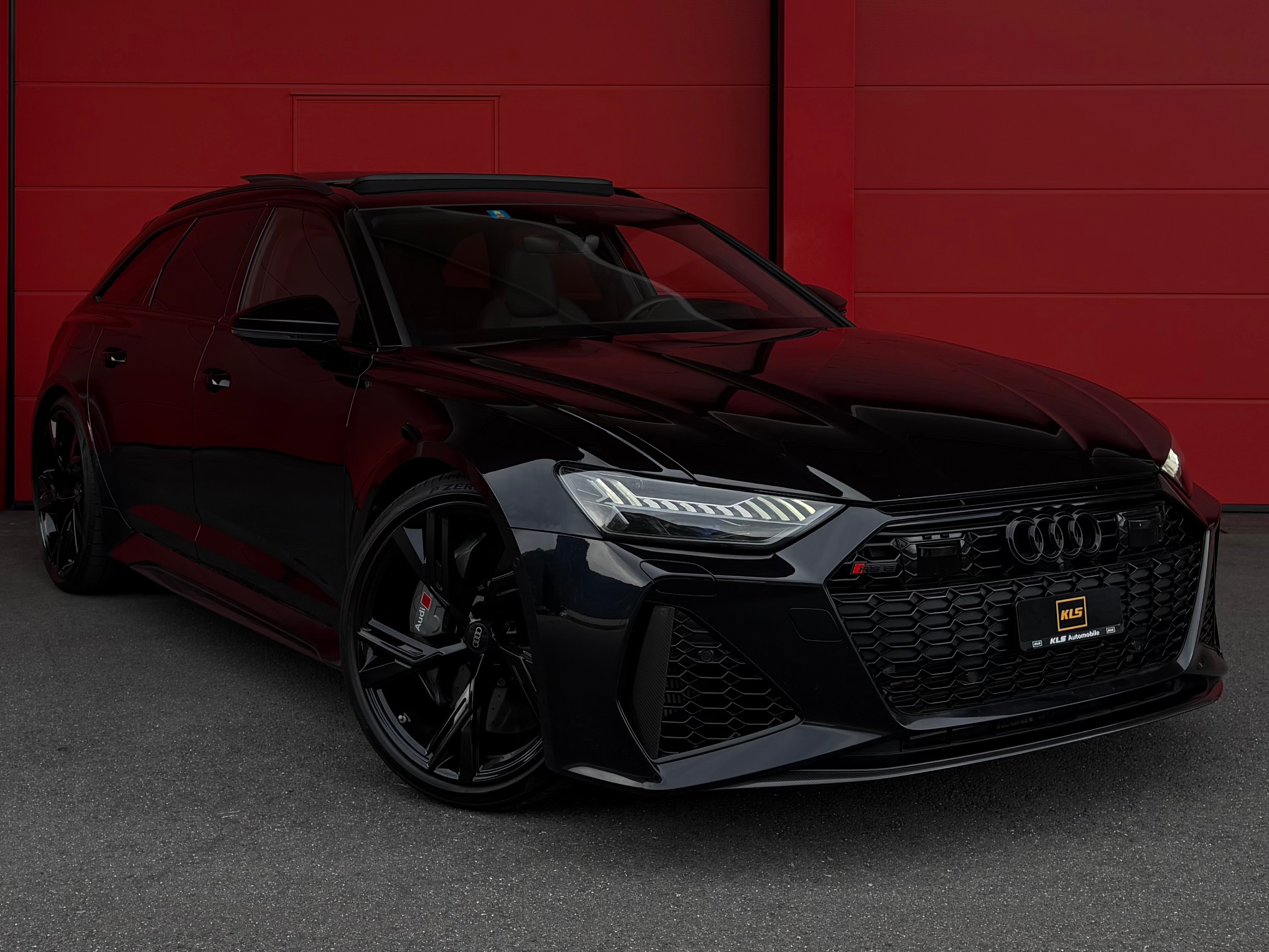 Car photo