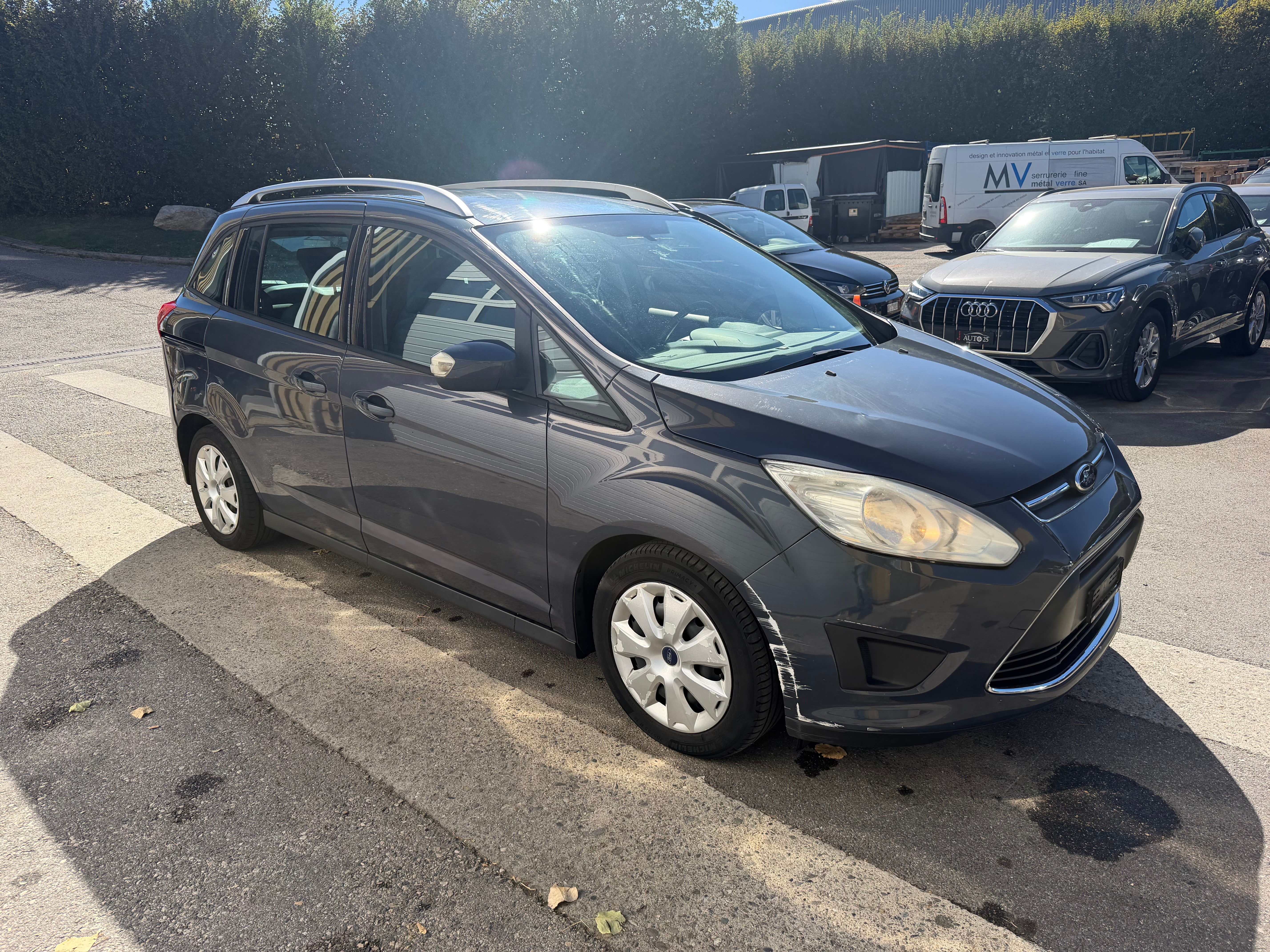 Car photo