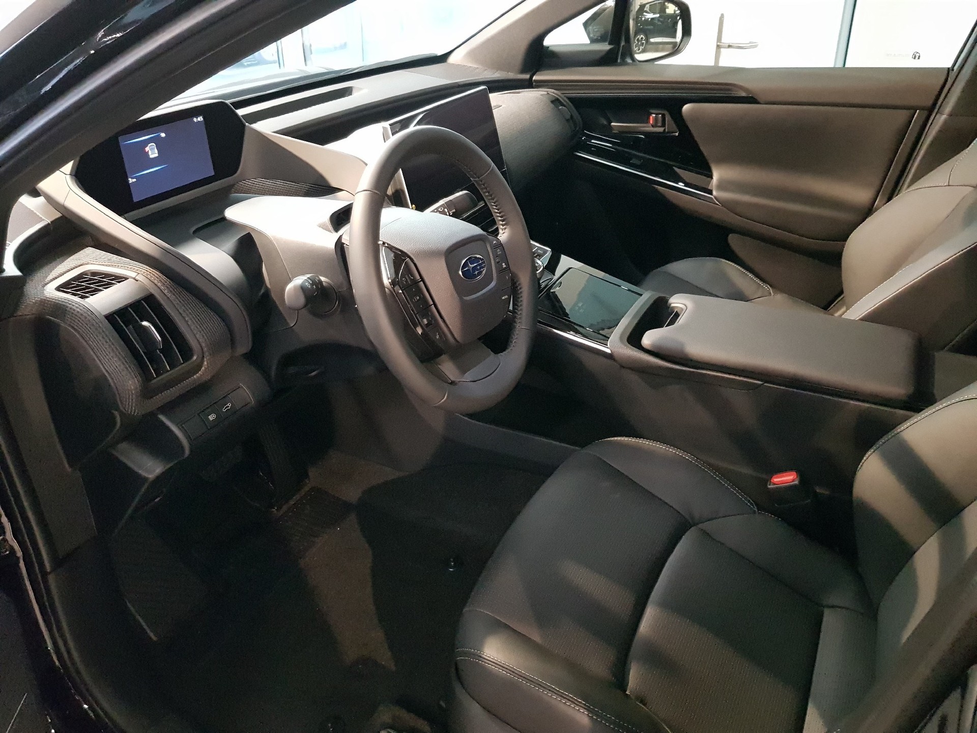 SUBARU Solterra eV Luxury 71,4kWh AWD-showroom-element-3