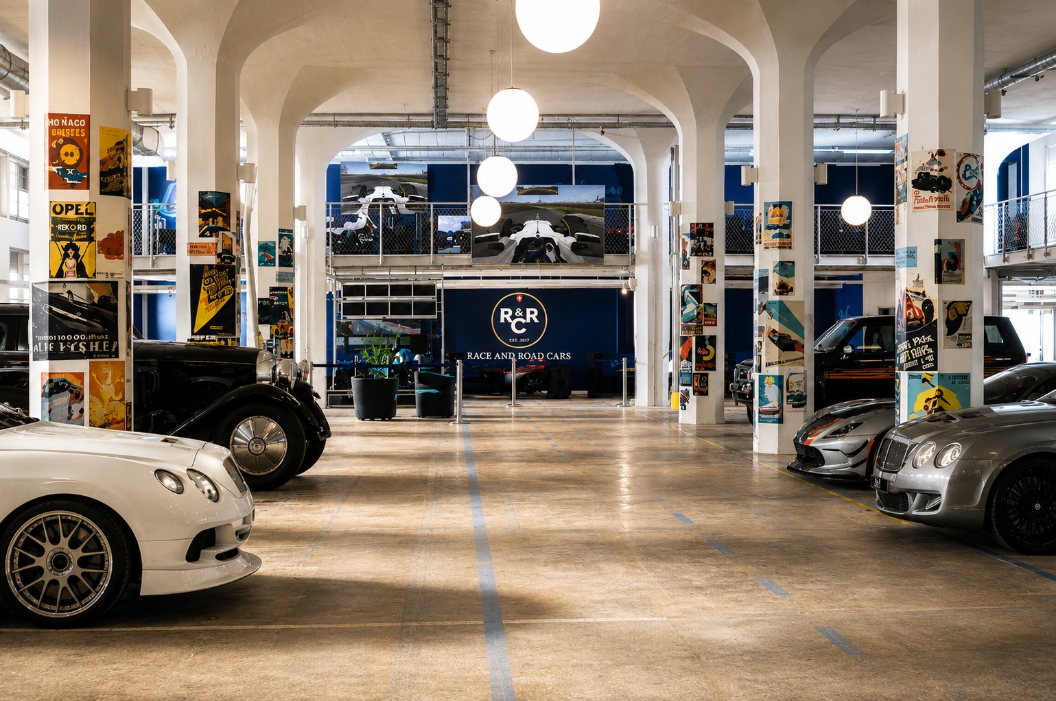 MERCEDES-BENZ GLE 63 S AMG 4matic+ Coupé-business-32