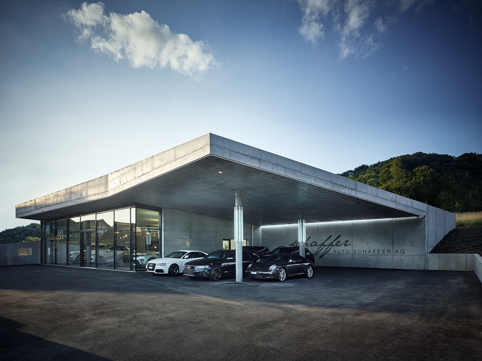 JAGUAR E-Pace 2.0d D150 R-Dynamic SE AWD Automatik-business-25