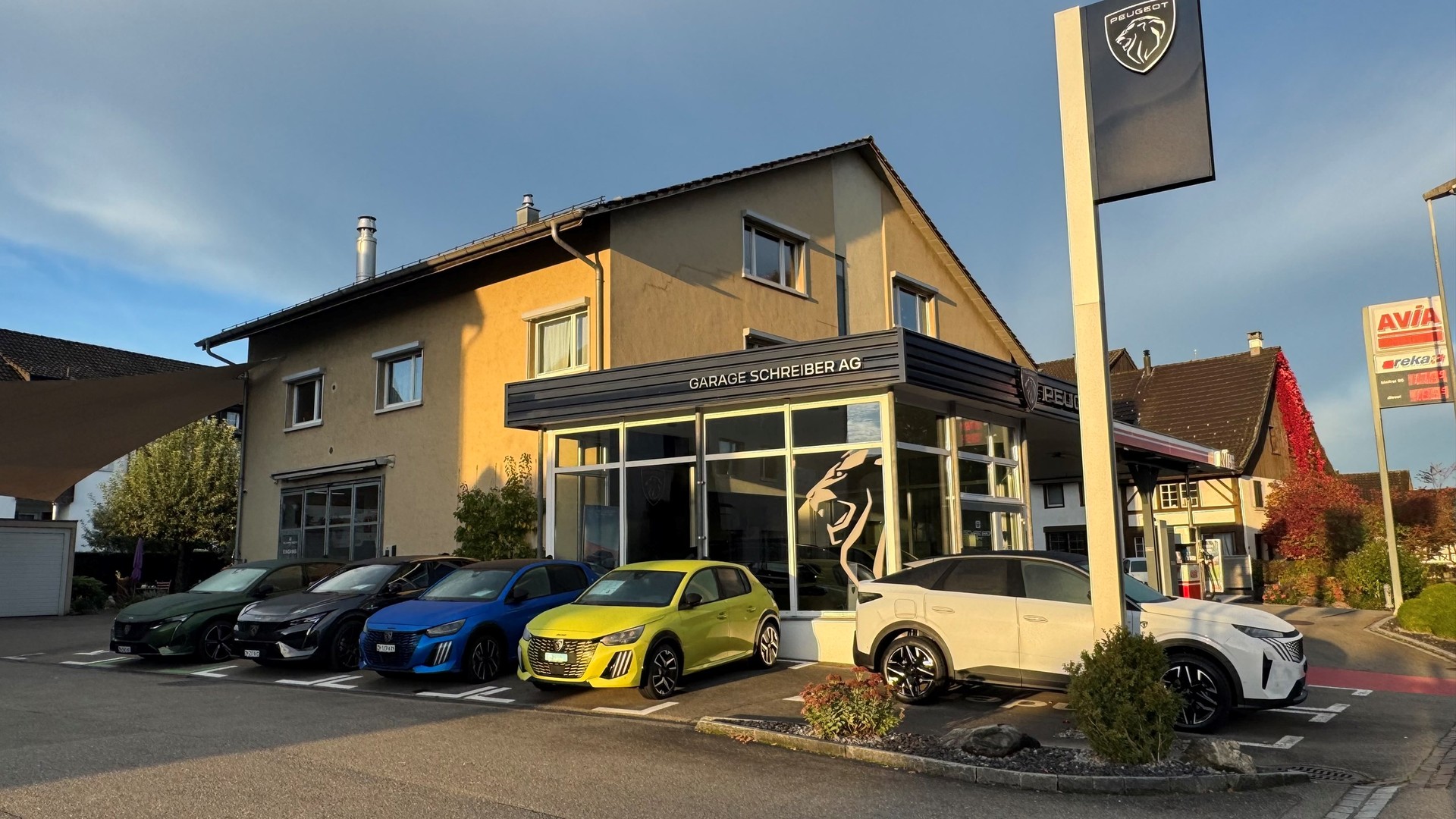 PEUGEOT 308 SW GT 1.6 PHEV 225-business-28
