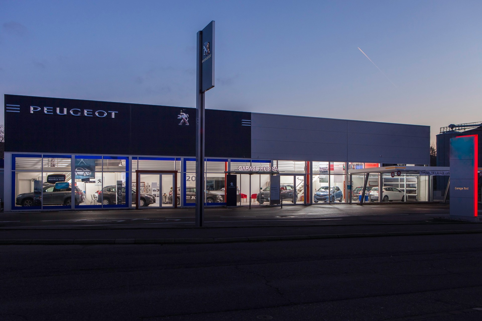 TOYOTA Hilux 2.8d MHEV Invincible Double Cab 4x4-business-30