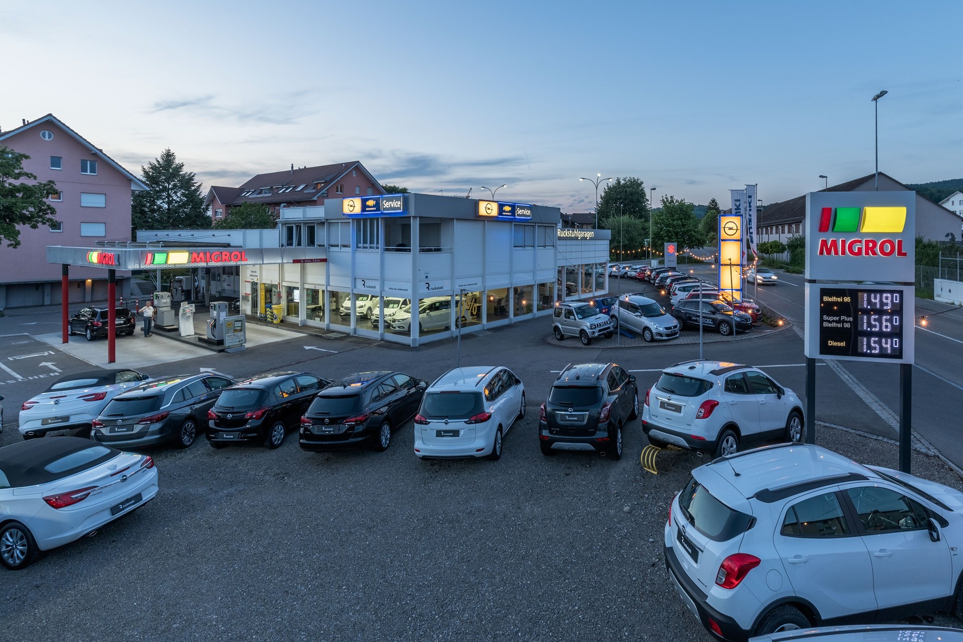 SUZUKI Swace 1.8 Compact Top Hybrid-business-14