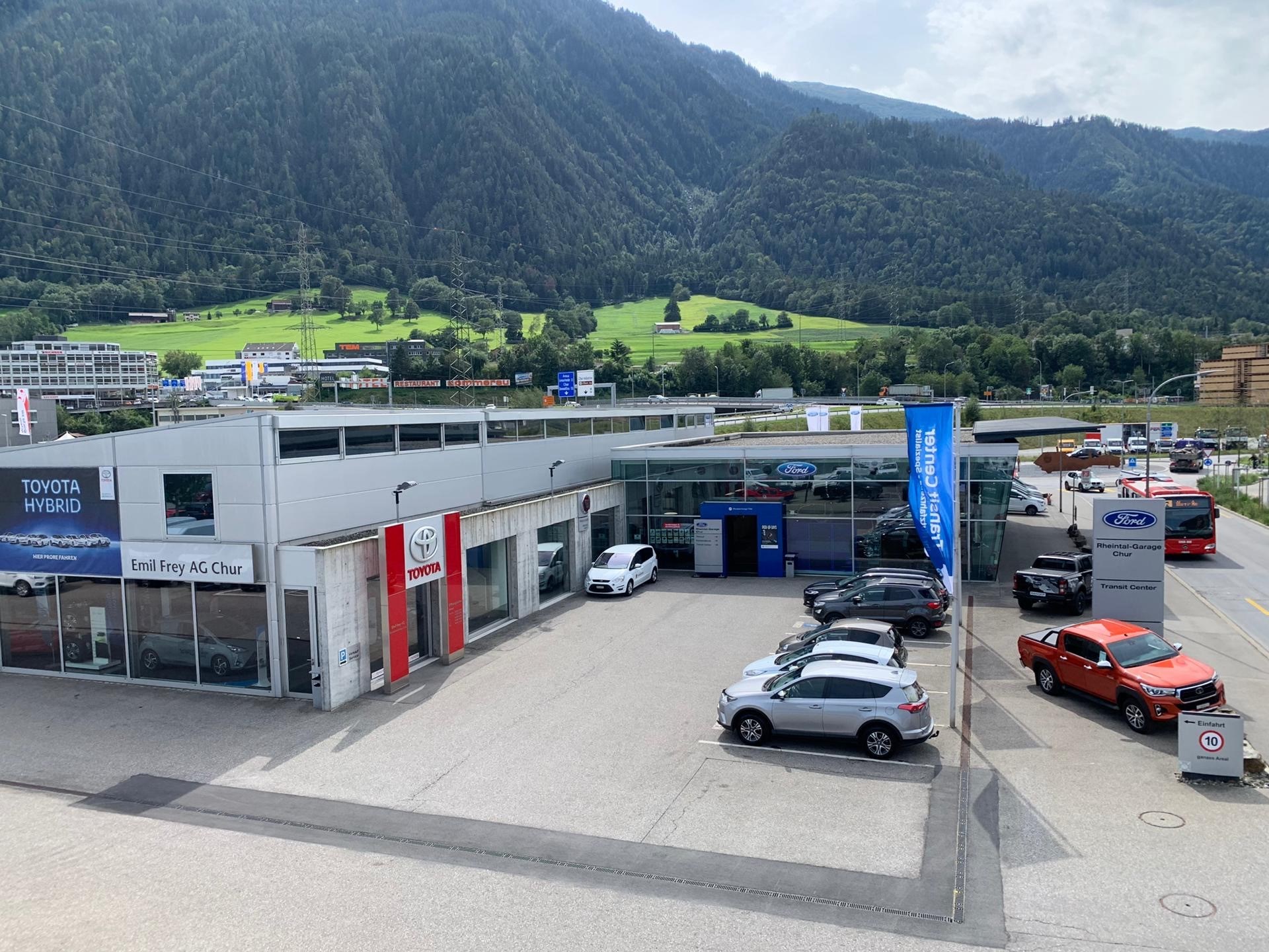 TOYOTA C-HR 2.0 HEV GR Sport Premiere 4x4-business-14